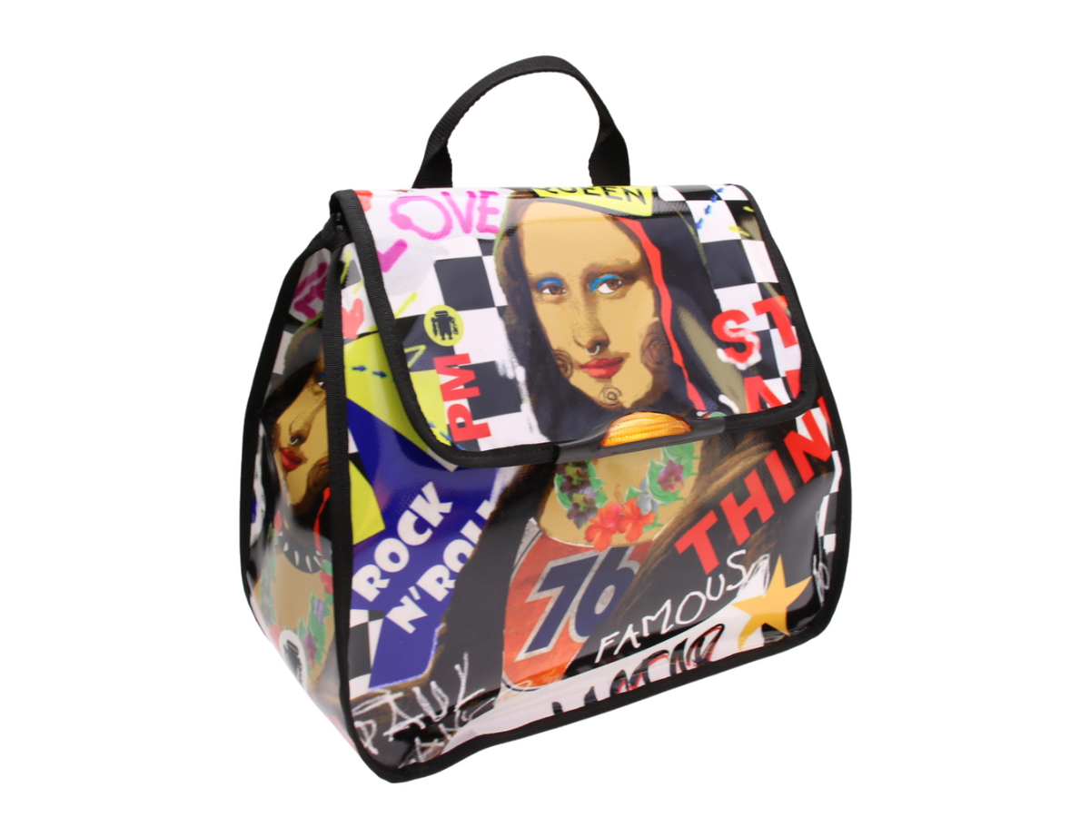 WOMEN&#39;S BACKPACK POP STYLE. MODEL PULP MADE OF LORRY TARPAULIN.