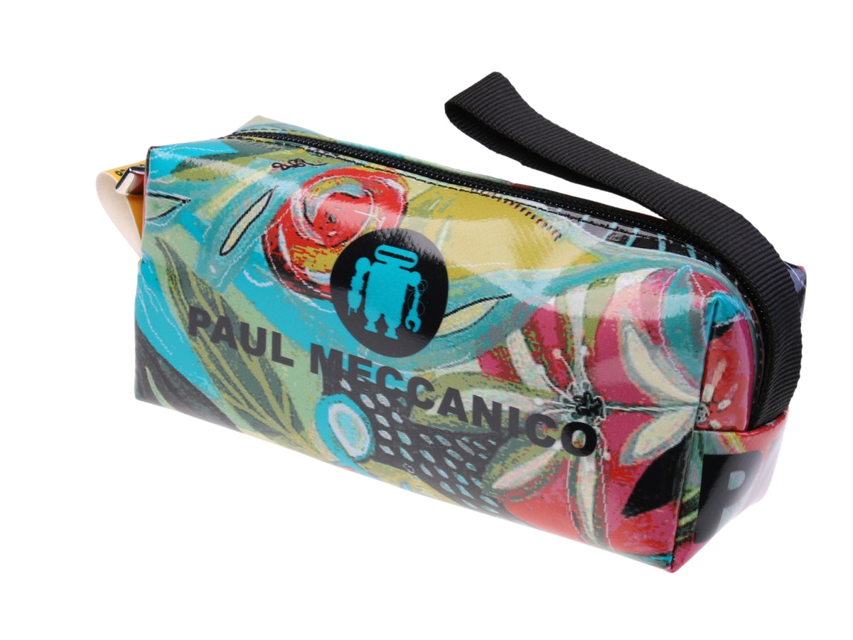 ..PENCIL CASE WITH FLORAL FANTASY.