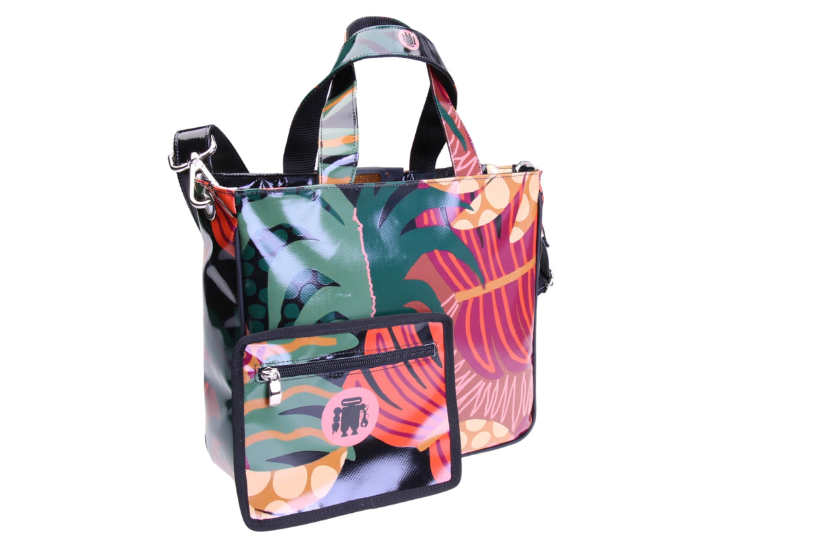 BLACK TOTE BAG WITH FLORAL FANTASY. MODEL GLAM MADE OF LORRY TARPAULIN.