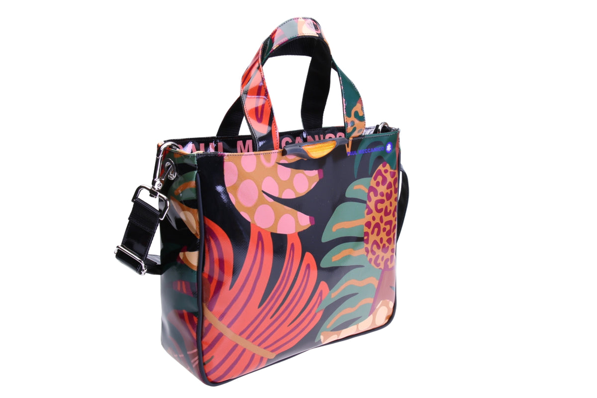 BLACK TOTE BAG WITH FLORAL FANTASY. MODEL GLAM MADE OF LORRY TARPAULIN.