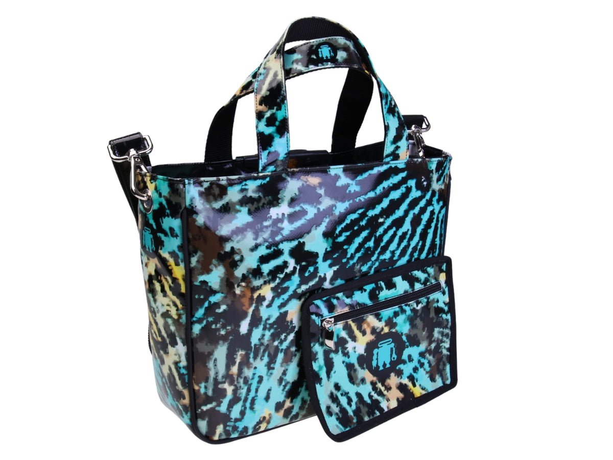 .TOTE BAG WITH TIE DYE FANTASY. MODEL GLAM MADE OF LORRY TARPAULIN.