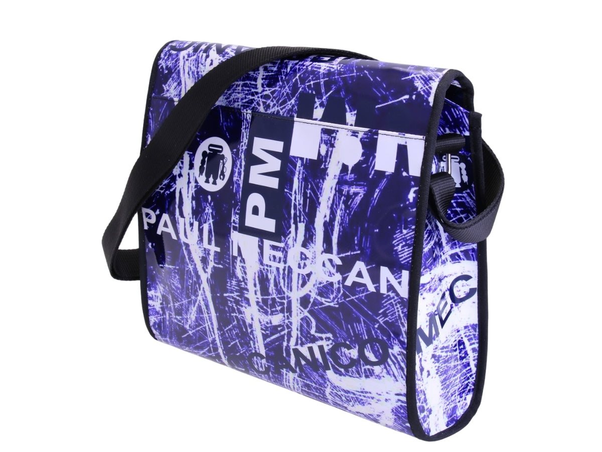 _ CROSSBODY BAG BLUE AND WHITE WITH GRAFFITI FANTASY. MODEL BREAK MADE OF LORRY TARPAULIN.