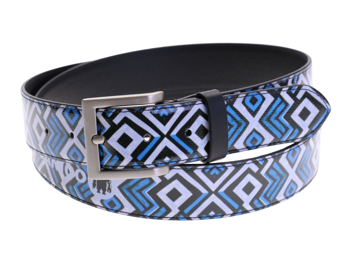 .LIGHT BLUE MEN&#39;S BELT WITH GEOMETRIC FANTASY MADE OF LORRY TARPAULIN.