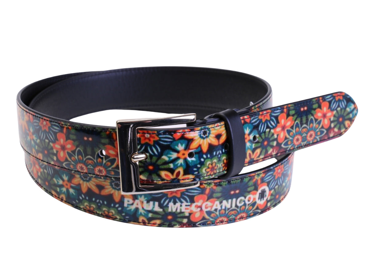 .BLACK WOMEN&#39;S BELT WITH FLORAL FANTASY MADE OF LORRY TARPAULIN.