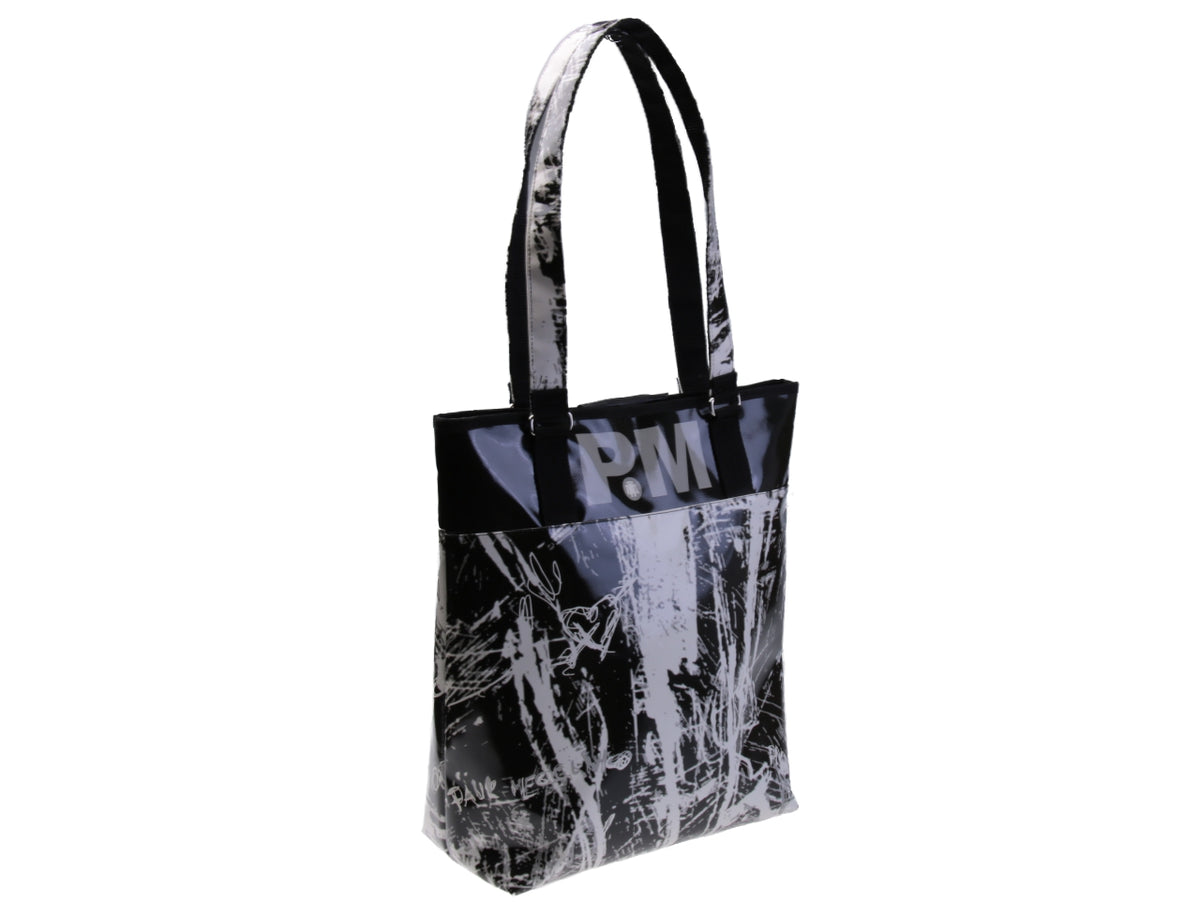 OFF WHITE AND BLACK MAXI SHOPPER BAG &quot;GRAFFITI&quot; STYLE. MODEL SELZ MADE OF LORRY TARPAULIN.